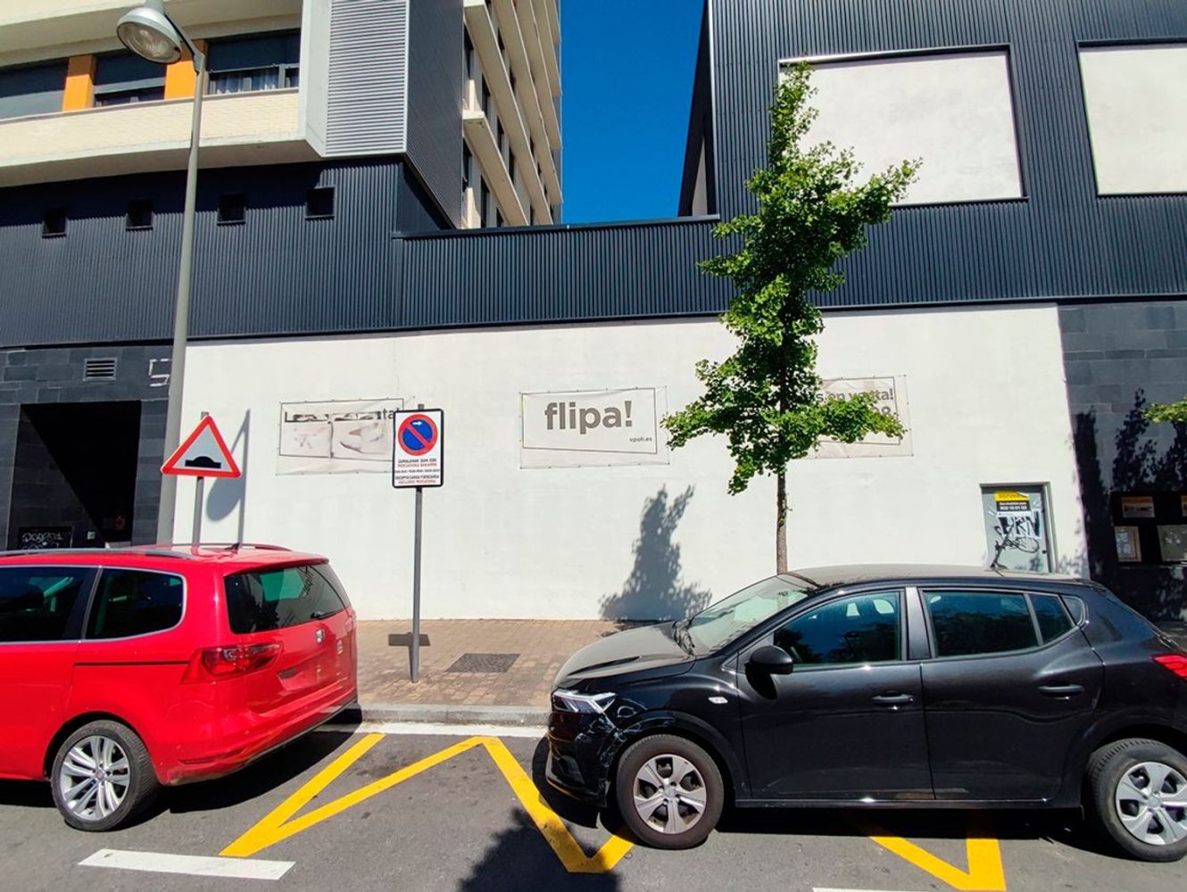 253m² Commercial property in Vitoria-Gasteiz, Spain No. 156258