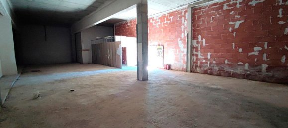 253m² Commercial property in Vitoria-Gasteiz, Spain No. 156258 3