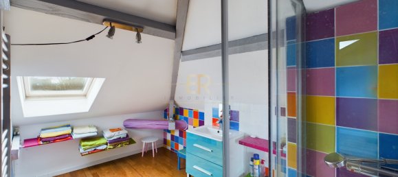 5 bedrooms House in Chevry-Cossigny, France No. 135800 17