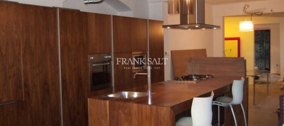 Квартира с 3 спальнями в Биргу, Мальта № 8455 3