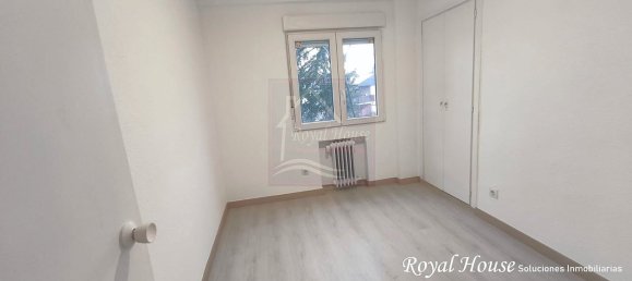 3 bedrooms Apartment in Collado Villalba, Spain No. 143137 7