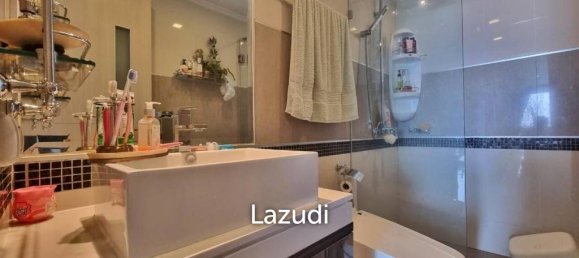 Dúplex de 4 dormitorios en Bang Lamung, Thailand No. 15444 10