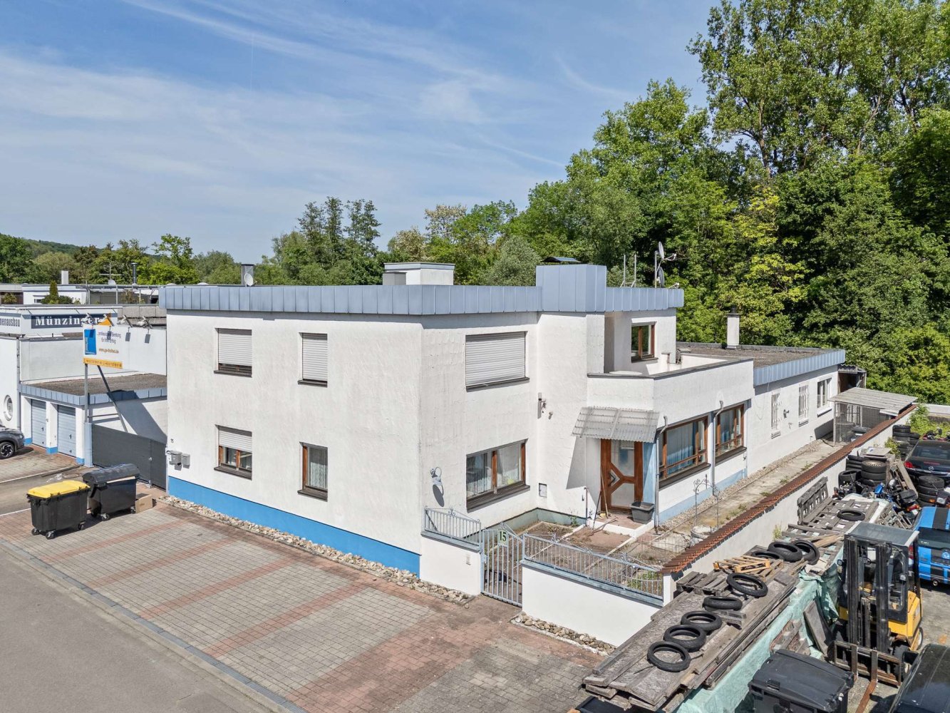 502m² Warehouse in Esslingen, Germany No. 311932