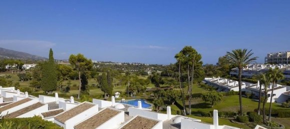3 bedrooms Penthouse in Marbella, Spain No. 181087 24