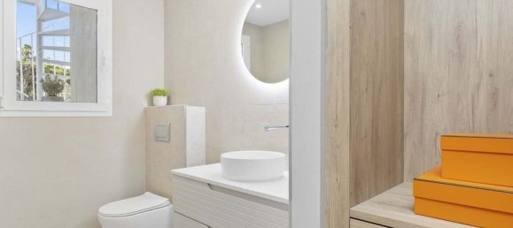 3 bedrooms Penthouse in Marbella, Spain No. 181087 14