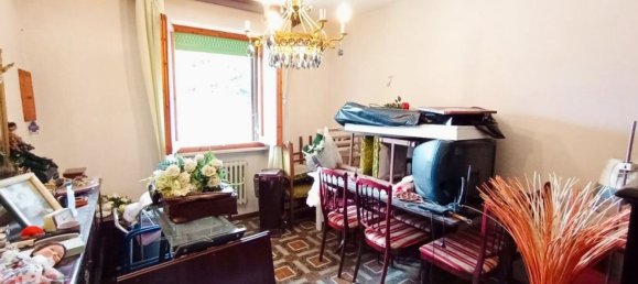 8 rooms House in Foiano della Chiana, Italy No. 228397 24