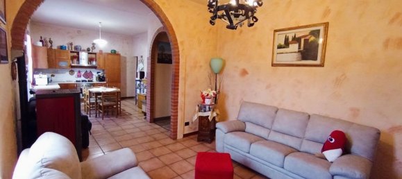 8 rooms House in Foiano della Chiana, Italy No. 228397 10