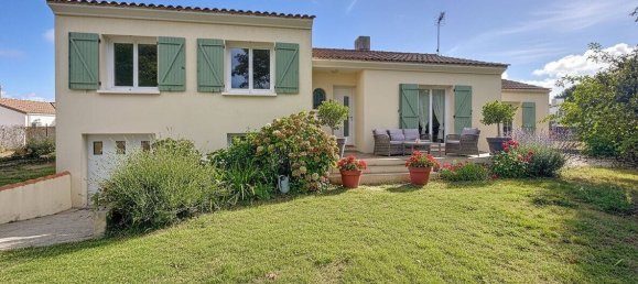 6 bedrooms House in Soullans, France No. 317407 2