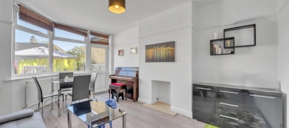 1 bedroom Maisonette in Kingsbury, United Kingdom No. 7868 16