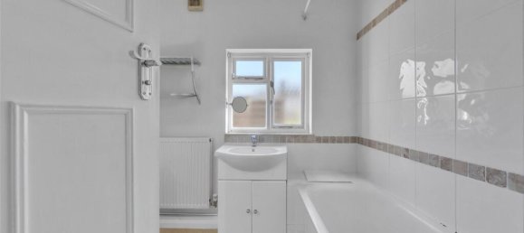 1 bedroom Maisonette in Kingsbury, United Kingdom No. 7868 22