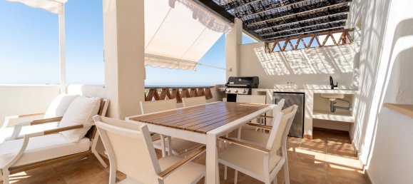 2 Schlafzimmer Penthouse in Estepona, Spain, Nr. 135118 38