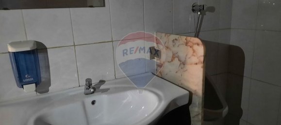 Propriété commerciale à Santa Maria de Lamas, Portugal 72m² No. 69137 2