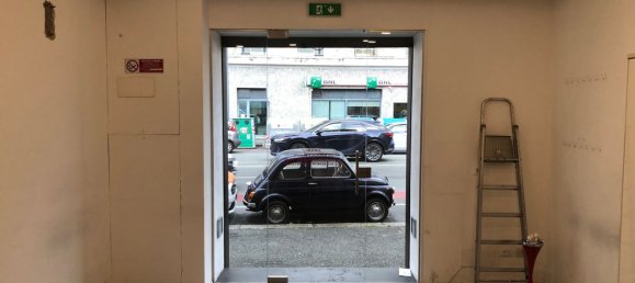 40m² Commercial property in Genoa, Italy No. 35797 19