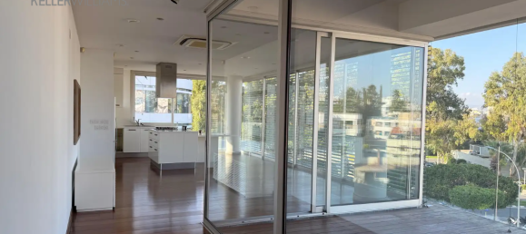 Квартира с 2 спальнями в Строволос, Кипр № 25889 3