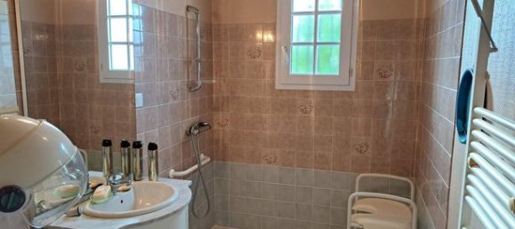 2 bedrooms House in Mayenne, France No. 302192 7