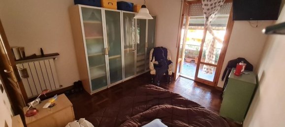 8-salle Appartement à Monteriggioni, Italy No. 76835 17