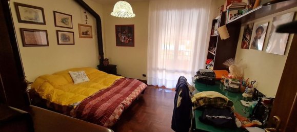 8-salle Appartement à Monteriggioni, Italy No. 76835 19