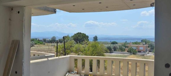270m² Property in Chalcis, Greece No. 7027 3