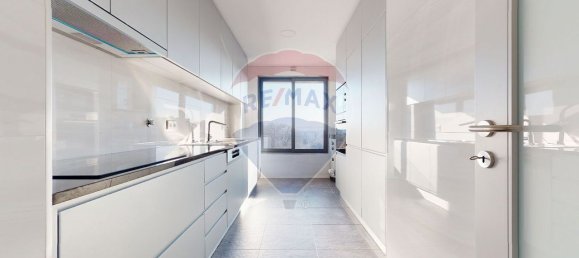 Apartamento de 3 dormitorios en Porto, Portugal No. 105696 8