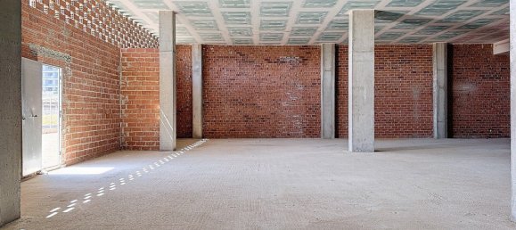 1 bedroom Commercial property in Badalona, Spain No. 293547 6