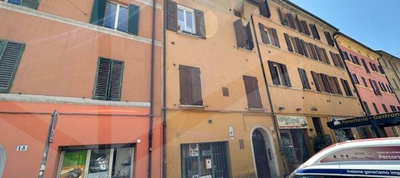 Studio in Bologna, Italy No. 34480 28