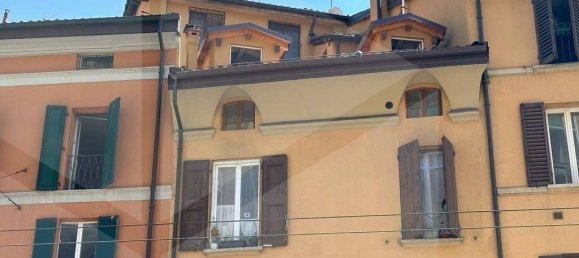 Studio in Bologna, Italy No. 34480 30