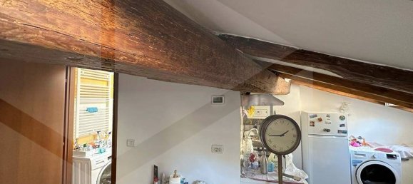 Studio in Bologna, Italy No. 34480 20