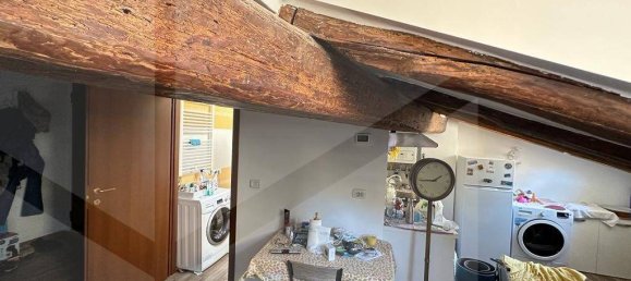 Studio in Bologna, Italy No. 34480 19