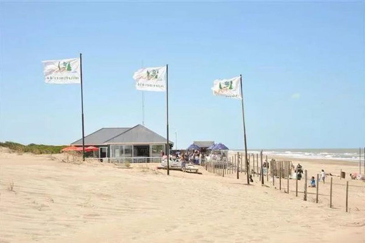  Land in Mar del Plata, Argentina No. 114130