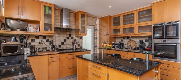 4 bedrooms House in Almada, Portugal No. 22608 31