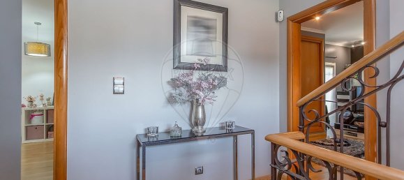 4 bedrooms House in Almada, Portugal No. 22608 16