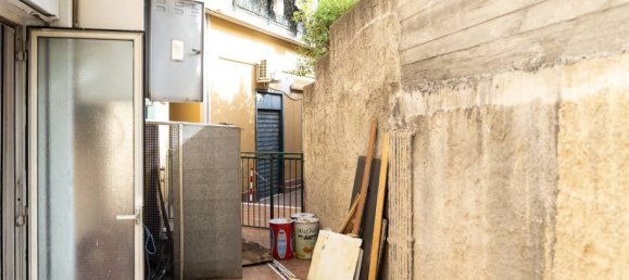 Gewerbliche Immobilie in Valverde, Italy 163m², Nr. 134047 18