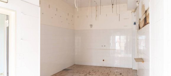 Gewerbliche Immobilie in Valverde, Italy 163m², Nr. 134047 17