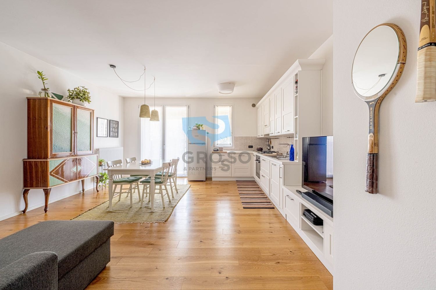 3-salle Appartement à Casier, Italy No. 216640