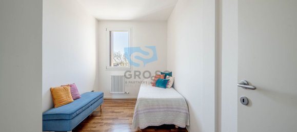 3-salle Appartement à Casier, Italy No. 216640 8