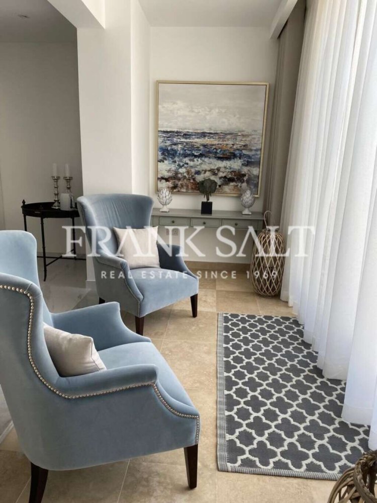 Apartamento T3 em Saint Julian's, Malta N.º 4341