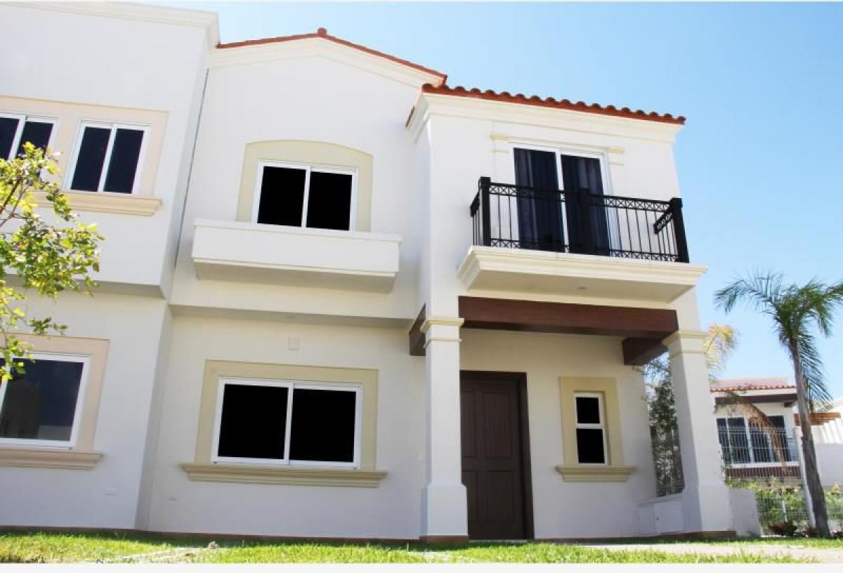 3 bedrooms House in Sinaloa, Mexico No. 170302