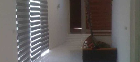 Casa de 5 dormitorios en Parekklisia, Cyprus No. 10639 3