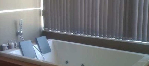 Casa de 5 dormitorios en Parekklisia, Cyprus No. 10639 10