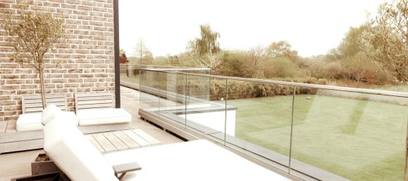 3 bedrooms Townhouse in Leer, Germany No. 290741 5