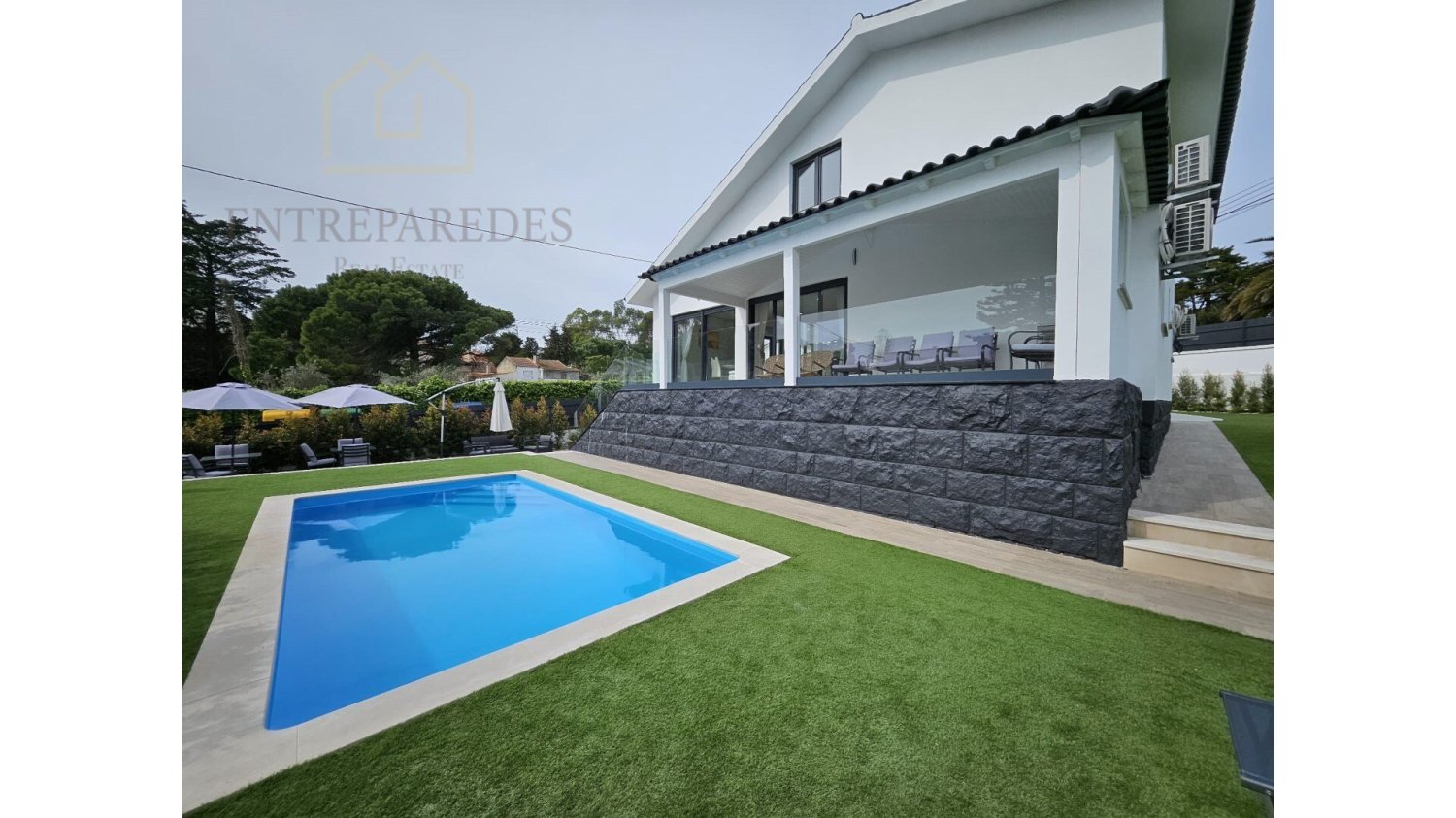 5 bedrooms Villa in Sintra, Portugal No. 40063