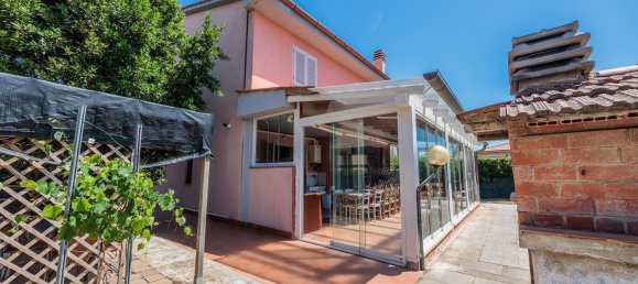 7غرفة فيلا في Follonica, Italy رقم 301448 2