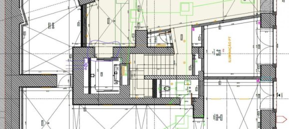 125m² Shop in Lisbon, Portugal No. 8464 6