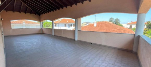 6-salle Villa à Arconate, Italy No. 145733 8