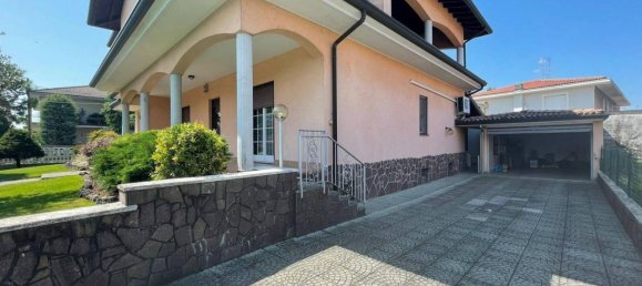 6-salle Villa à Arconate, Italy No. 145733 5