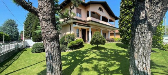 6-salle Villa à Arconate, Italy No. 145733 2