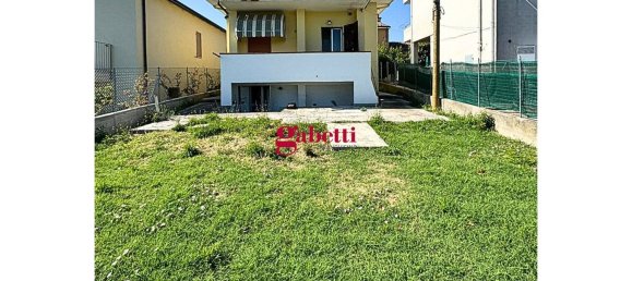 2 Schlafzimmer Haus in Cattolica, Italy, Nr. 304383 3