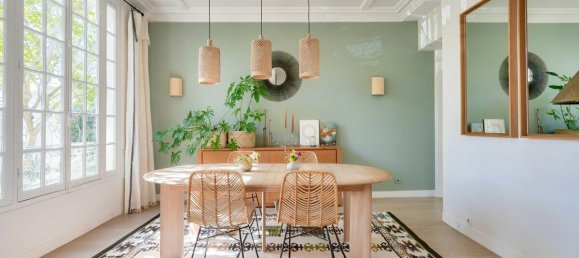  Castillos de 5 dormitorios en Suresnes, France No. 184592 2