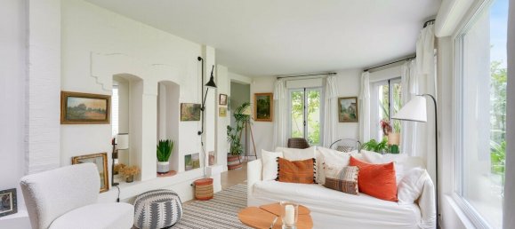  Castillos de 5 dormitorios en Suresnes, France No. 184592 9