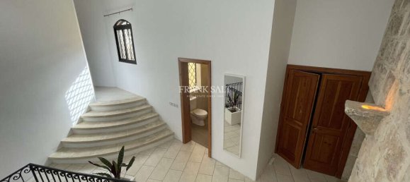 4 غرف نوم منزل في Naxxar, Malta رقم 8539 10